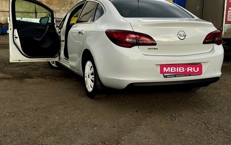 Opel Astra J, 2013 год, 780 000 рублей, 15 фотография