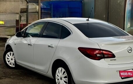 Opel Astra J, 2013 год, 780 000 рублей, 17 фотография