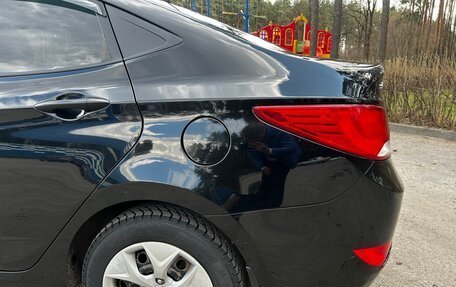 Hyundai Solaris II рестайлинг, 2015 год, 550 000 рублей, 12 фотография