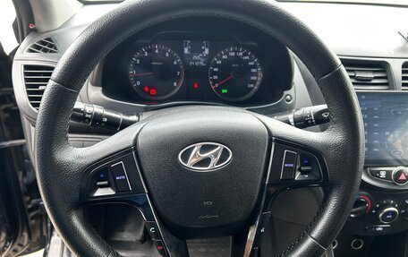 Hyundai Solaris II рестайлинг, 2015 год, 550 000 рублей, 22 фотография