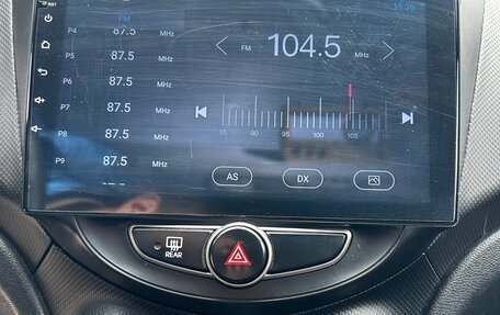 Hyundai Solaris II рестайлинг, 2015 год, 550 000 рублей, 25 фотография