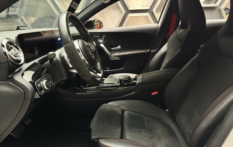 Mercedes-Benz A-Класс AMG, 2020 год, 6 000 000 рублей, 14 фотография