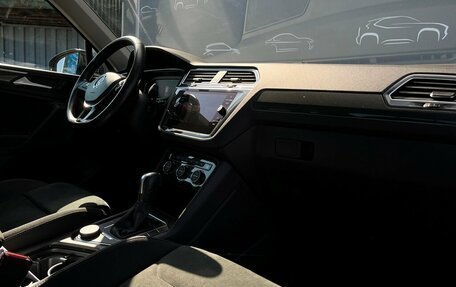 Volkswagen Tiguan II, 2019 год, 2 395 700 рублей, 7 фотография