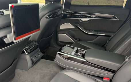 Audi A8, 2019 год, 6 990 000 рублей, 15 фотография