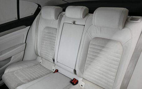 Volkswagen Passat B8 рестайлинг, 2015 год, 1 745 000 рублей, 9 фотография