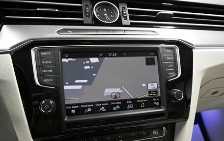 Volkswagen Passat B8 рестайлинг, 2015 год, 1 745 000 рублей, 14 фотография