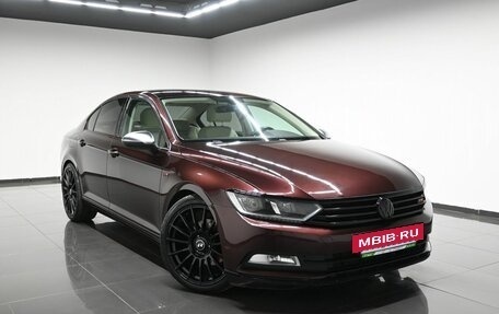 Volkswagen Passat B8 рестайлинг, 2015 год, 1 745 000 рублей, 5 фотография