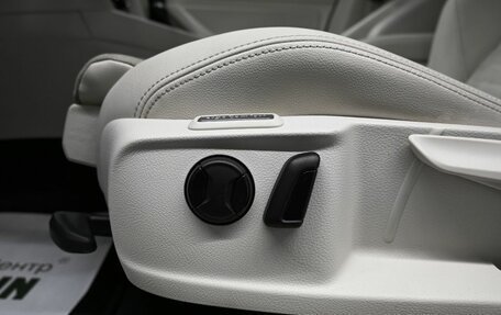 Volkswagen Passat B8 рестайлинг, 2015 год, 1 745 000 рублей, 23 фотография