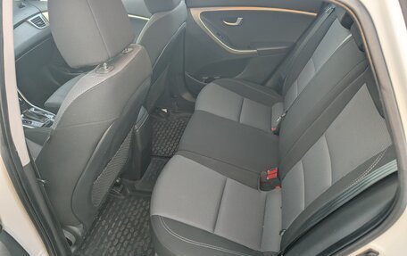 Hyundai i30 II рестайлинг, 2012 год, 1 400 000 рублей, 23 фотография