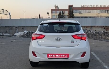 Hyundai i30 II рестайлинг, 2012 год, 1 400 000 рублей, 4 фотография
