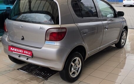 Toyota Vitz, 2001 год, 310 000 рублей, 3 фотография