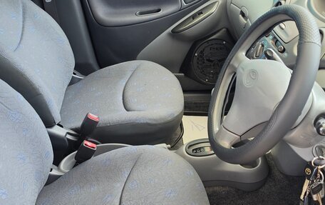 Toyota Vitz, 2001 год, 310 000 рублей, 9 фотография