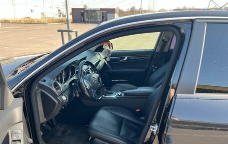 Mercedes-Benz C-Класс, 2011 год, 1 200 000 рублей, 10 фотография