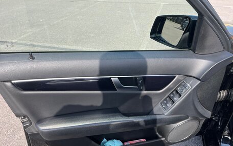 Mercedes-Benz C-Класс, 2011 год, 1 200 000 рублей, 12 фотография