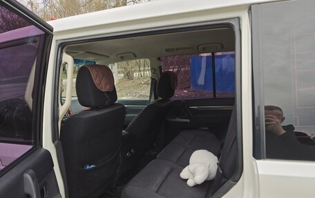 Mitsubishi Pajero IV, 2015 год, 3 000 000 рублей, 3 фотография