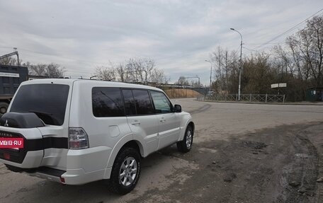 Mitsubishi Pajero IV, 2015 год, 3 000 000 рублей, 4 фотография