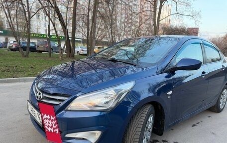 Hyundai Solaris II рестайлинг, 2016 год, 900 000 рублей, 5 фотография