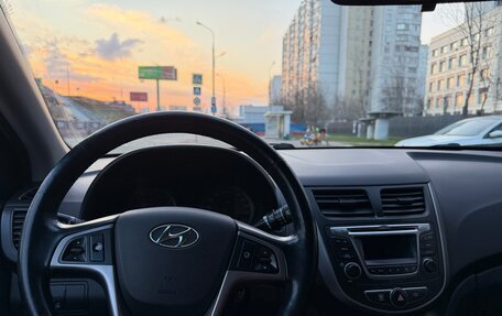 Hyundai Solaris II рестайлинг, 2016 год, 900 000 рублей, 7 фотография