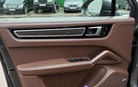 Porsche Cayenne III, 2021 год, 9 050 000 рублей, 8 фотография