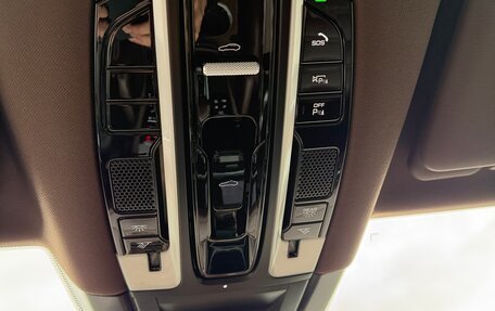 Porsche Cayenne III, 2021 год, 9 050 000 рублей, 15 фотография