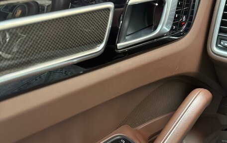 Porsche Cayenne III, 2021 год, 9 050 000 рублей, 23 фотография