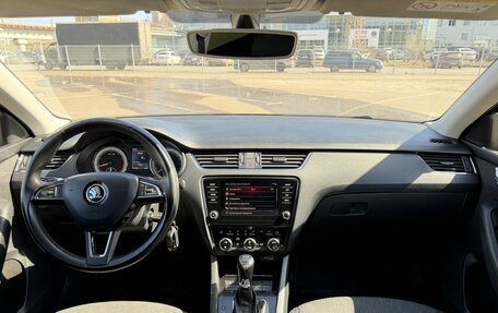 Skoda Octavia, 2018 год, 1 850 000 рублей, 24 фотография