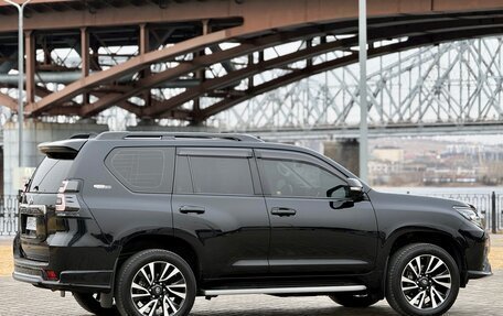 Toyota Land Cruiser Prado 150 рестайлинг 2, 2021 год, 7 190 000 рублей, 10 фотография