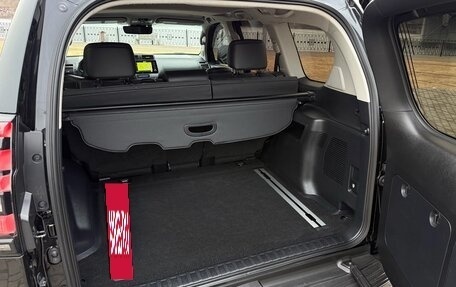 Toyota Land Cruiser Prado 150 рестайлинг 2, 2021 год, 7 190 000 рублей, 25 фотография