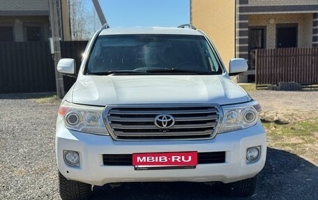 Toyota Land Cruiser 200, 2012 год, 3 090 000 рублей, 2 фотография