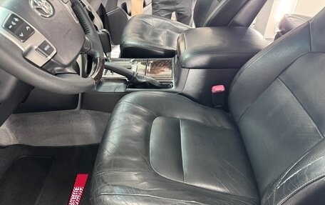 Toyota Land Cruiser 200, 2012 год, 3 090 000 рублей, 10 фотография