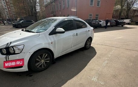 Chevrolet Aveo III, 2014 год, 399 999 рублей, 2 фотография