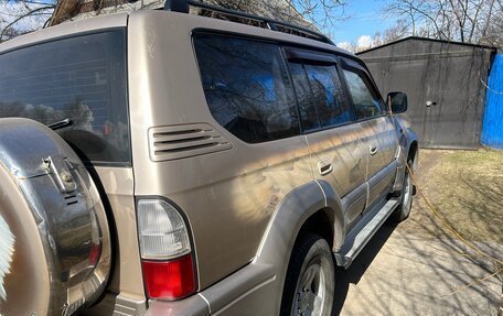 Toyota Land Cruiser Prado 90 рестайлинг, 2002 год, 1 100 000 рублей, 3 фотография