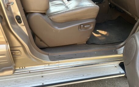 Toyota Land Cruiser Prado 90 рестайлинг, 2002 год, 1 100 000 рублей, 10 фотография