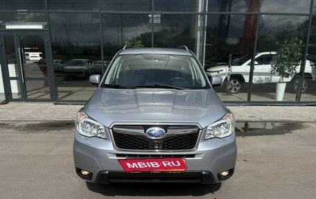 Subaru Forester, 2014 год, 1 570 000 рублей, 2 фотография