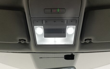 Volkswagen Polo VI (EU Market), 2019 год, 1 350 000 рублей, 14 фотография