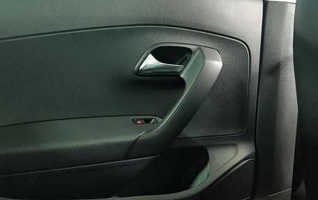 Volkswagen Polo VI (EU Market), 2019 год, 1 350 000 рублей, 18 фотография