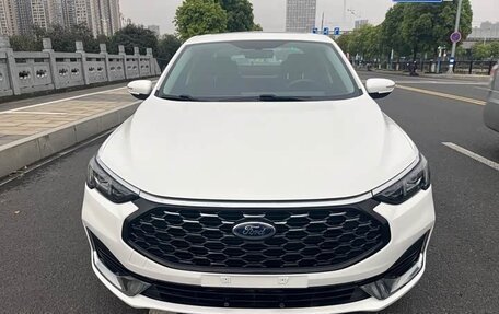 Ford Escort, 2021 год, 1 370 000 рублей, 2 фотография