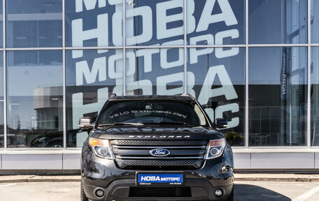 Ford Explorer VI, 2015 год, 2 050 000 рублей, 3 фотография