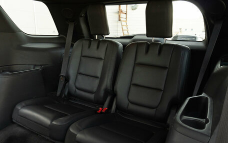 Ford Explorer VI, 2015 год, 2 050 000 рублей, 12 фотография