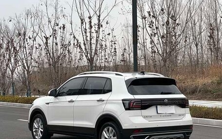 Volkswagen T-Cross I, 2022 год, 1 501 001 рублей, 6 фотография