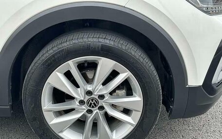Volkswagen T-Cross I, 2022 год, 1 501 001 рублей, 16 фотография