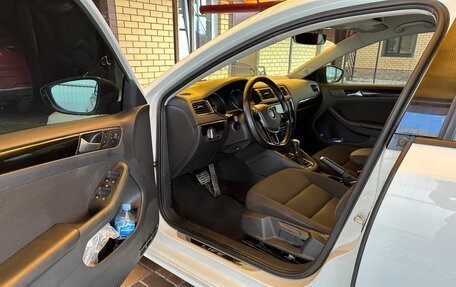 Volkswagen Jetta VI, 2018 год, 1 550 000 рублей, 11 фотография