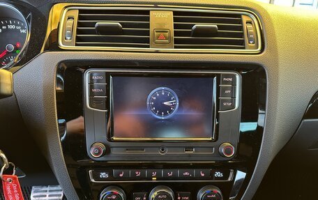 Volkswagen Jetta VI, 2018 год, 1 550 000 рублей, 10 фотография