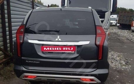 Mitsubishi Pajero Sport III рестайлинг, 2021 год, 3 500 000 рублей, 3 фотография