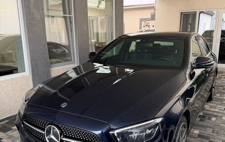 Mercedes-Benz E-Класс, 2021 год, 5 000 000 рублей, 2 фотография