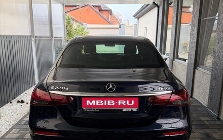 Mercedes-Benz E-Класс, 2021 год, 5 000 000 рублей, 4 фотография