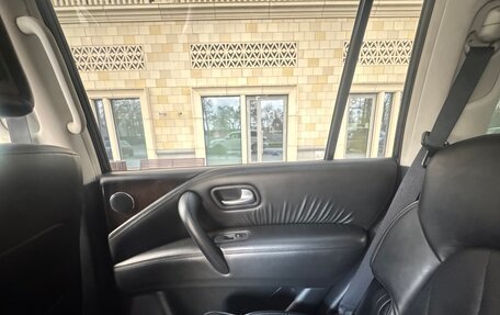 Infiniti QX56, 2013 год, 2 450 000 рублей, 17 фотография