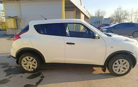 Nissan Juke II, 2012 год, 700 000 рублей, 11 фотография