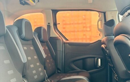 Citroen Berlingo II рестайлинг, 2012 год, 730 000 рублей, 27 фотография