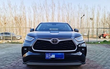 Toyota Highlander, 2022 год, 4 735 006 рублей, 3 фотография